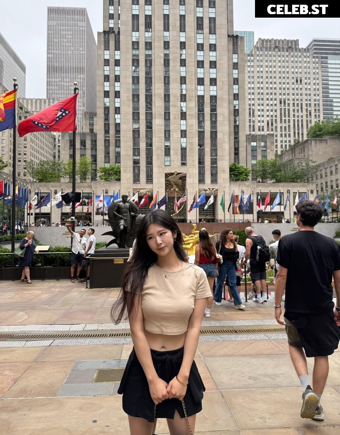 Jumybear / Jooli Lee Image 10722479