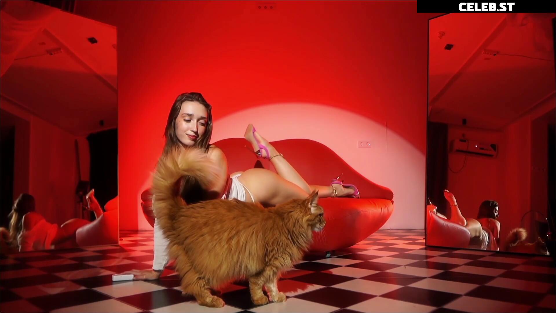 _meganmeow_ / Megan_rou / megan_rou_meow / Megan_Foxyyyy / Megan Image 10737287