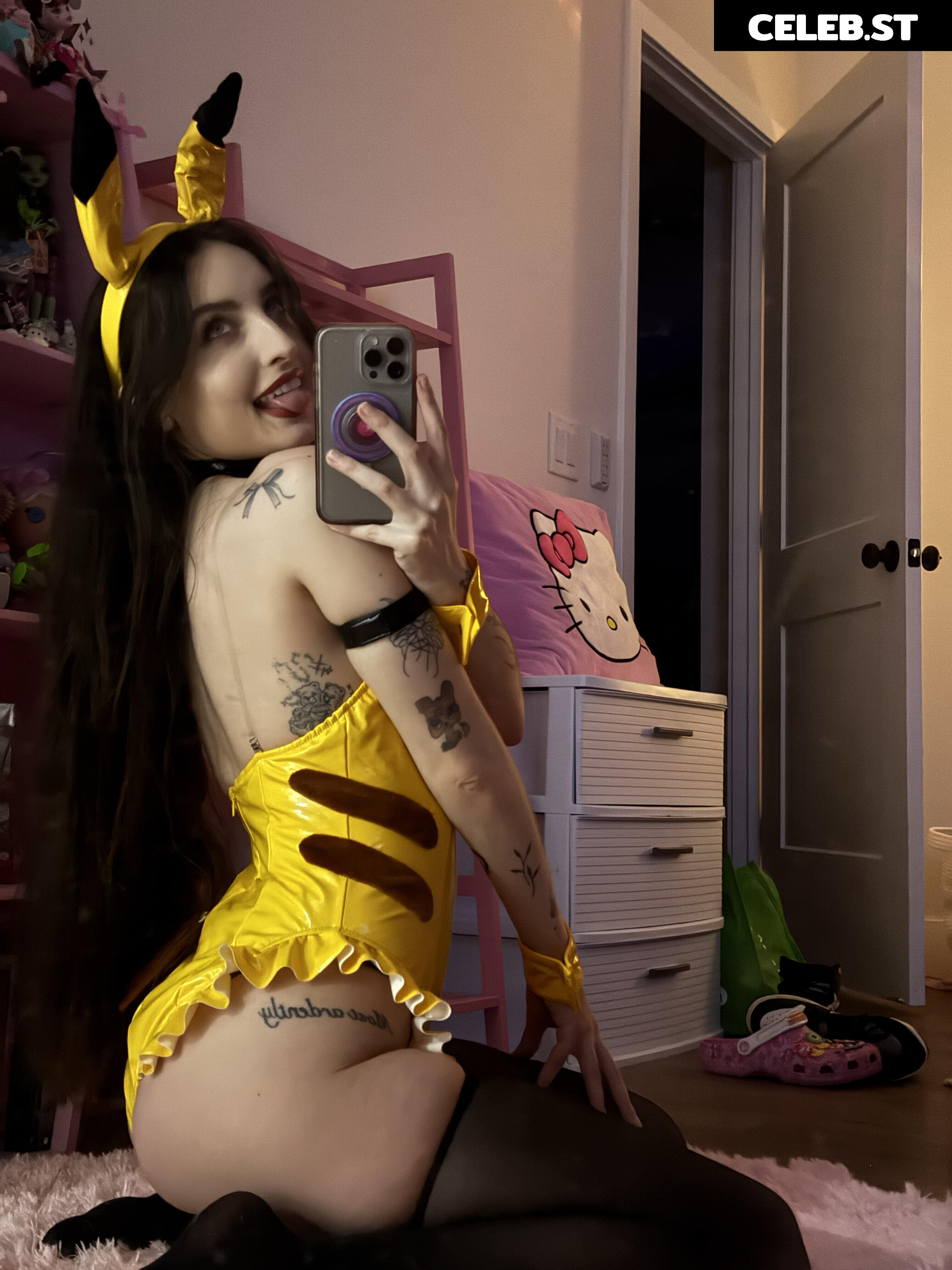 beebee ASMR Image 10739849