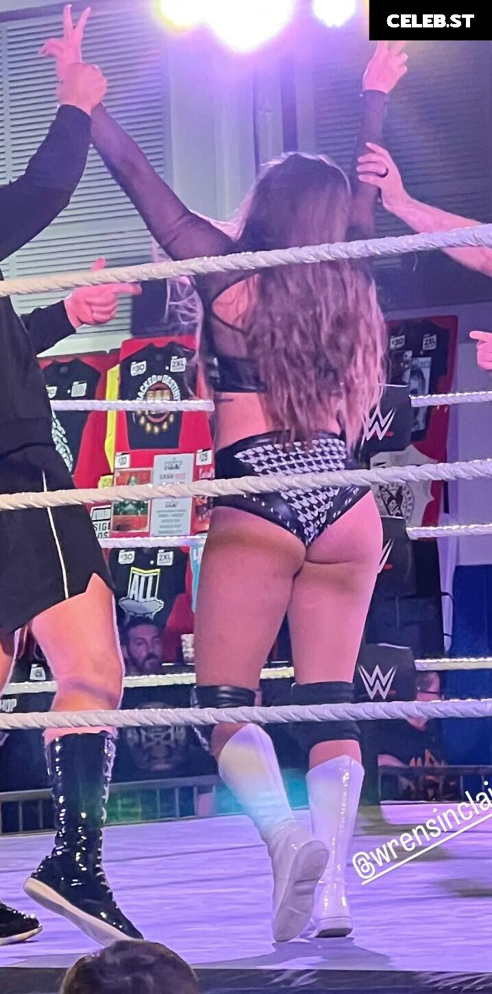 Wren Sinclair / Madi Wrenkowski Image 10708275