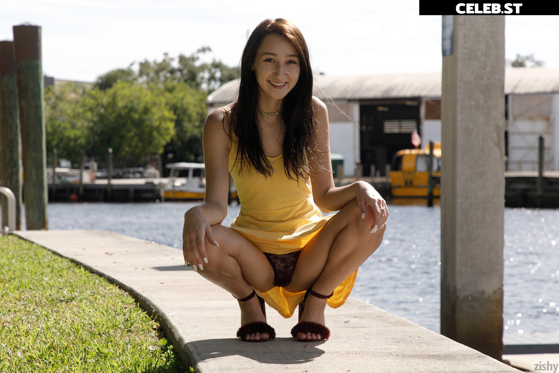 CarmenRae / Carmentakesdix Image 10704277