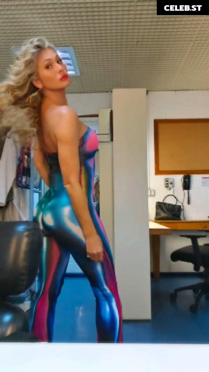 Lívia Andrade Image 10709899