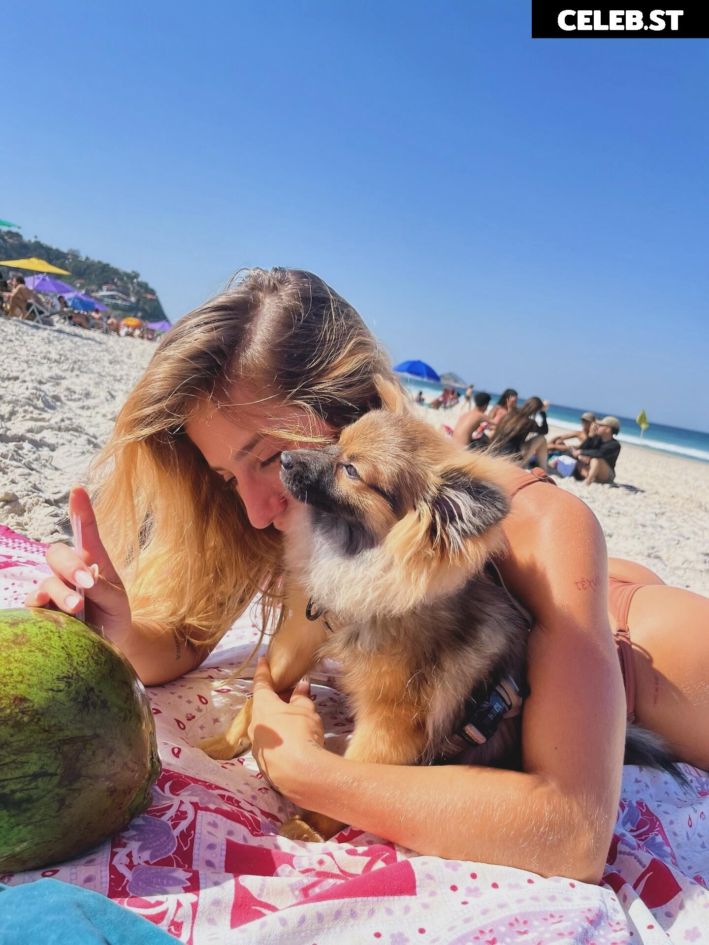 Bruna Griphao Image 10709828