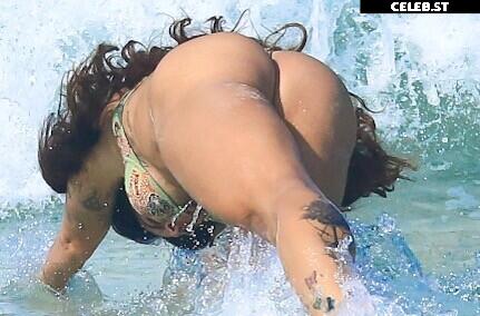 Aline Riscado Image 10709267