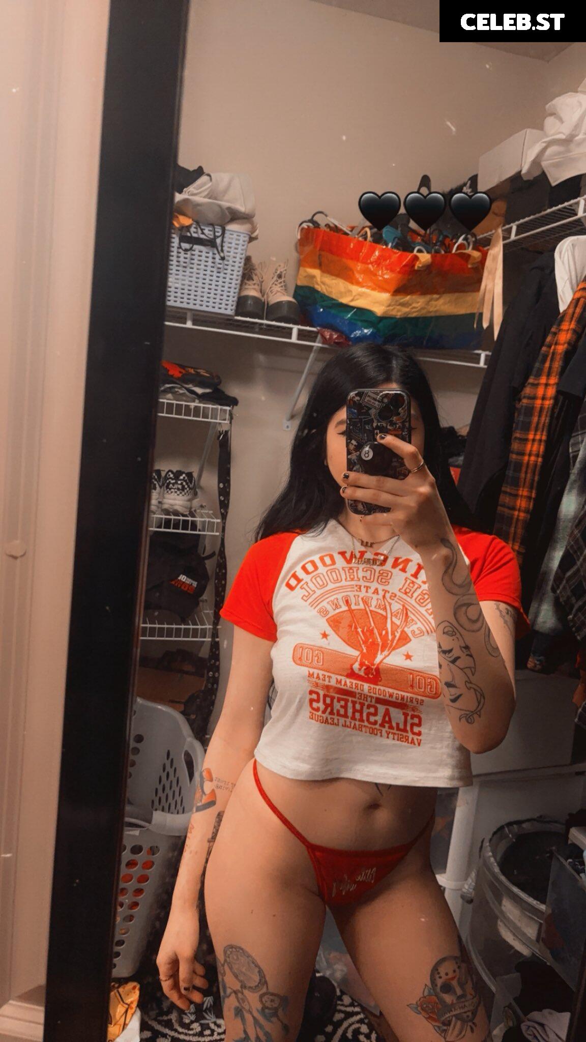 Lilbajablas / lilbajabaddie Image 10799362