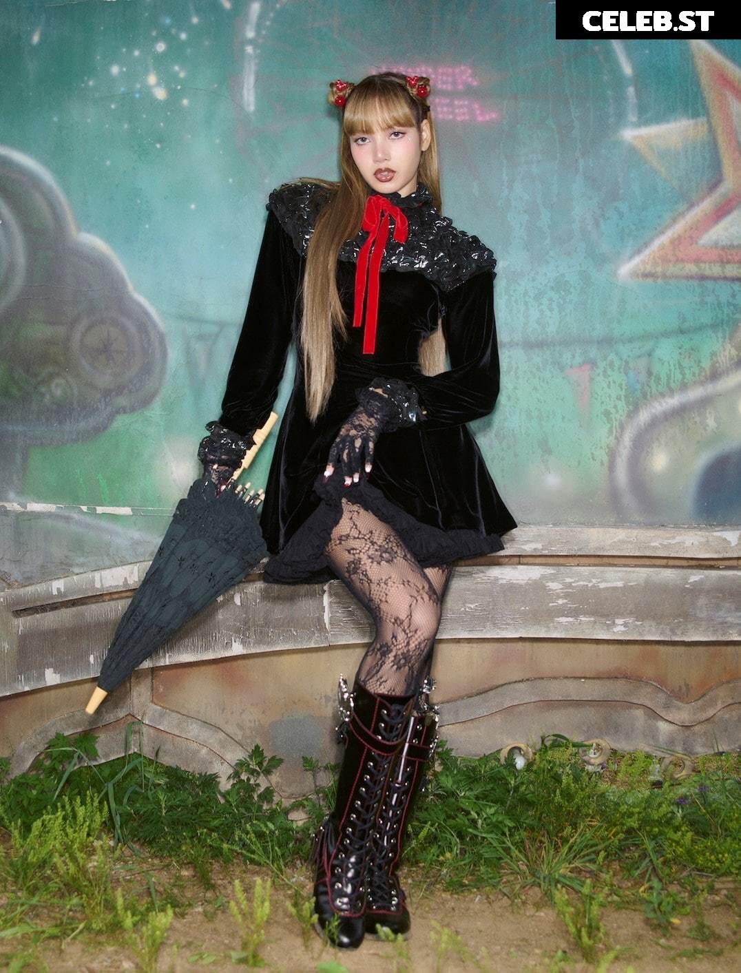 Lisa | BLΛƆKPIИK (Blackpink) Image 10788831
