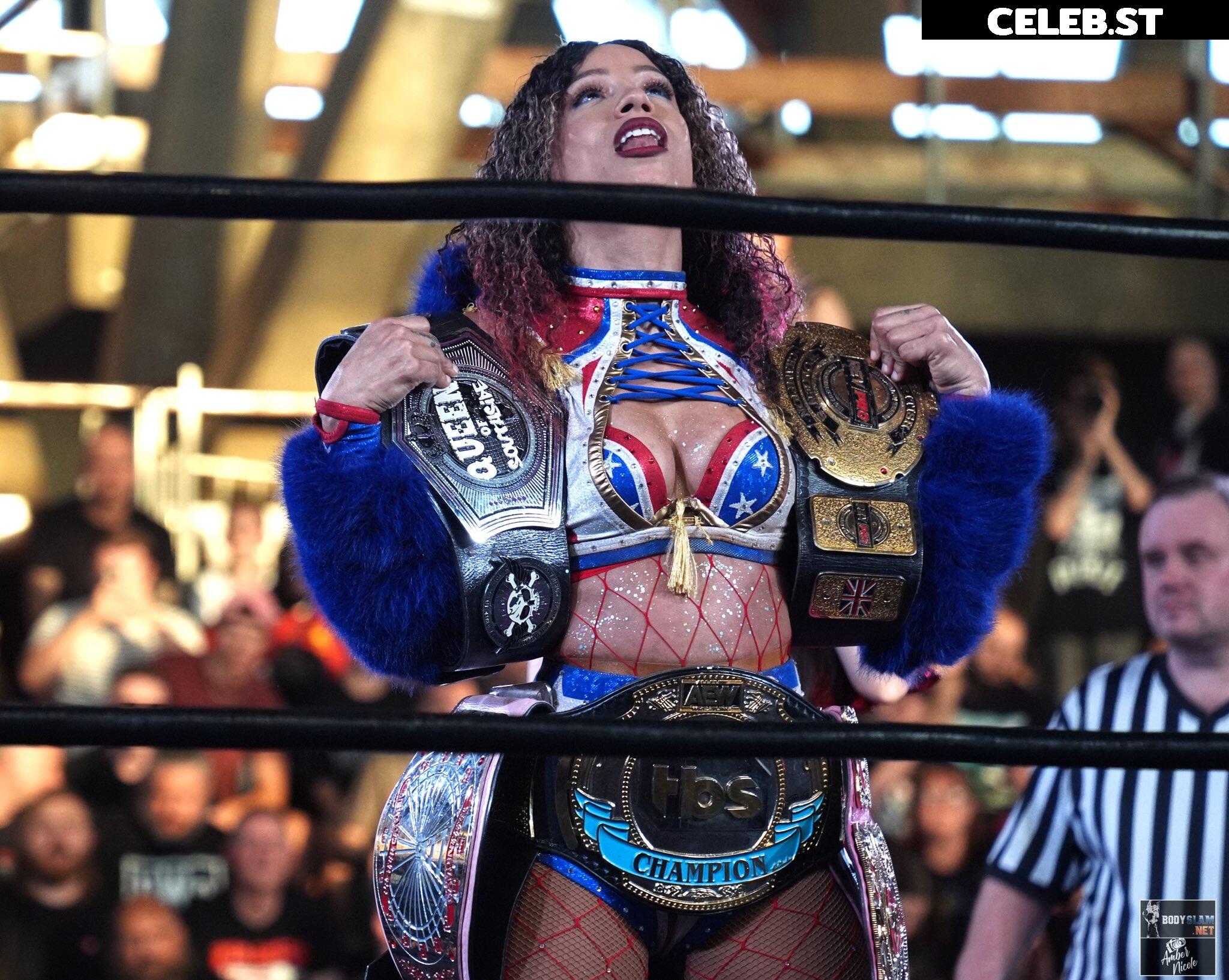 WWE Sasha Banks | Mercedes Moné Image 10788760