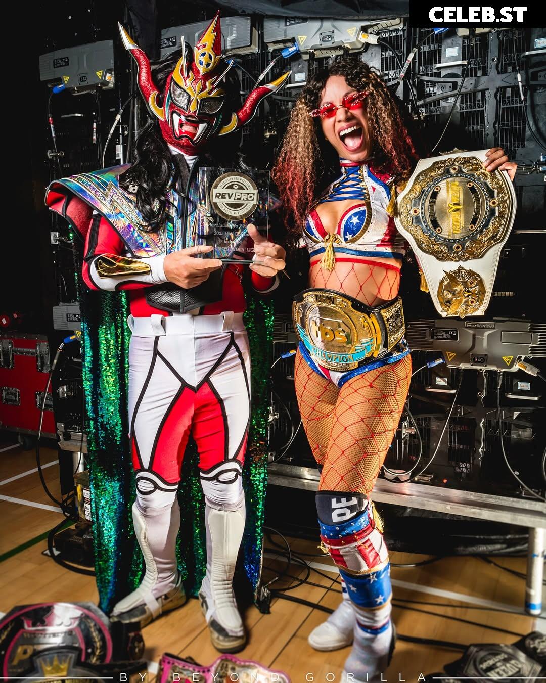 WWE Sasha Banks | Mercedes Moné Image 10788779