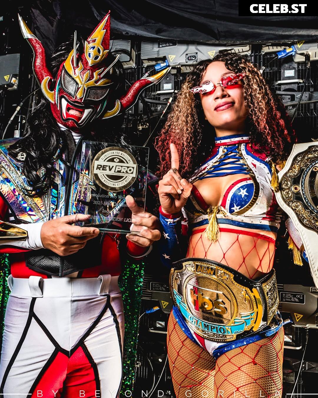 WWE Sasha Banks | Mercedes Moné Image 10788778