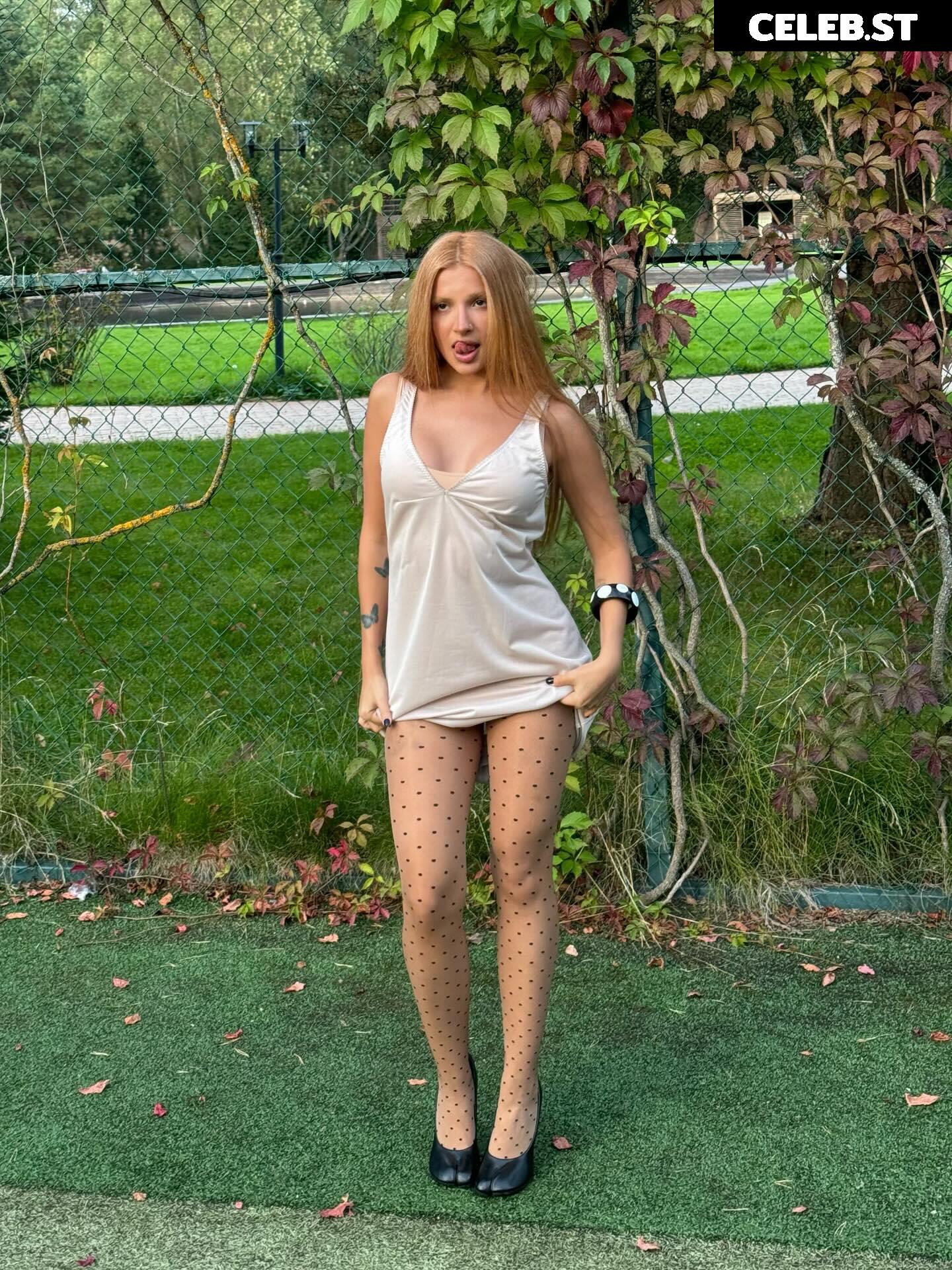 tenderlybae Image 10788185