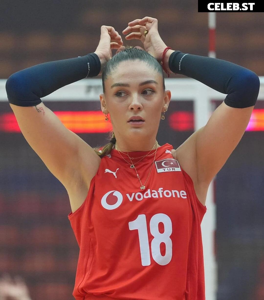 Zehra Güneş Image 10787586