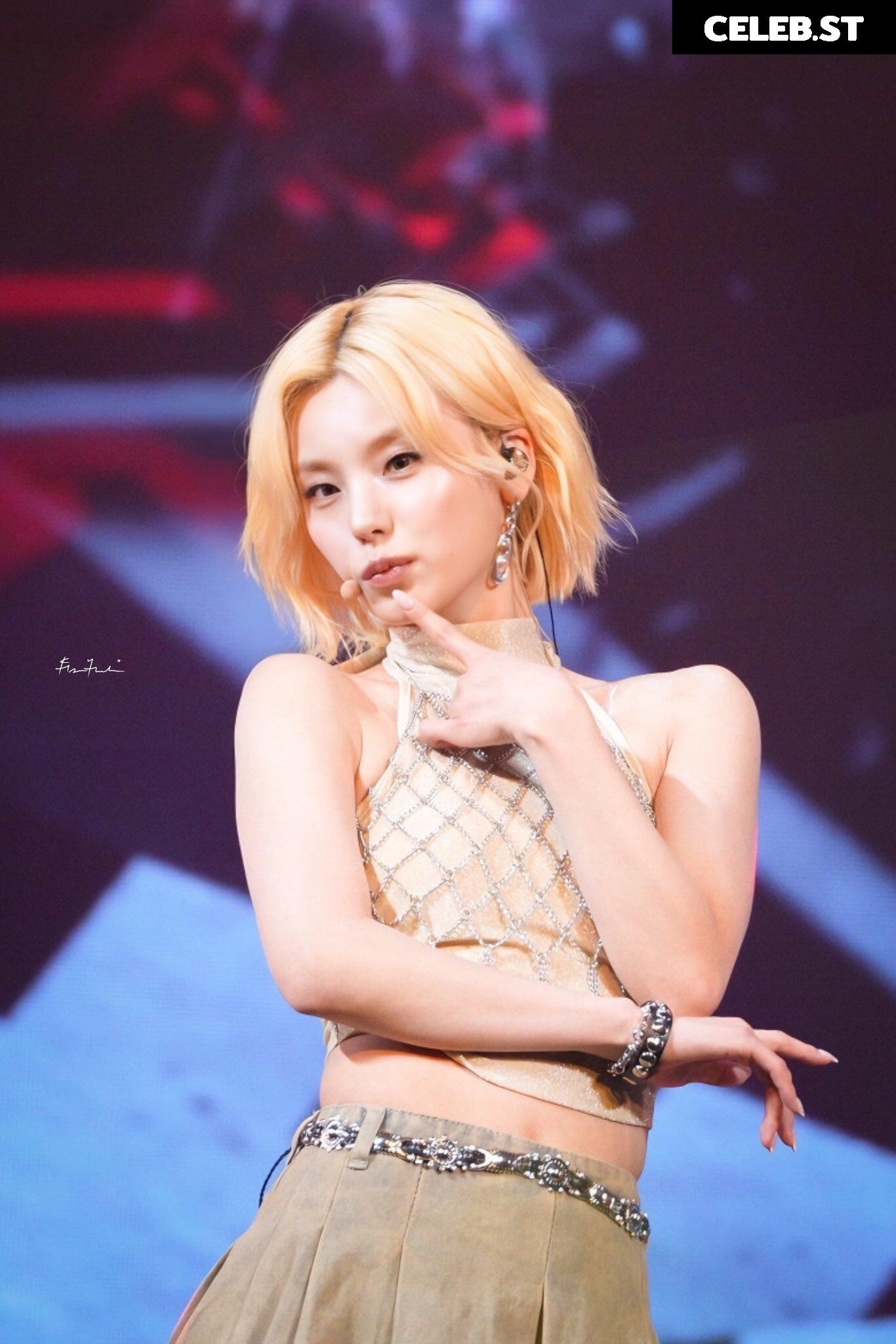 Yeji - ITZY (예지, Hwang Ye-ji) Image 10789906