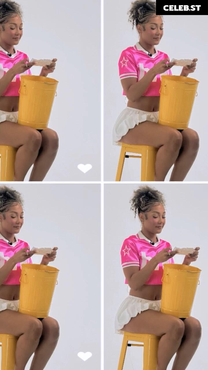 Parker McKenna Posey Image 10789973