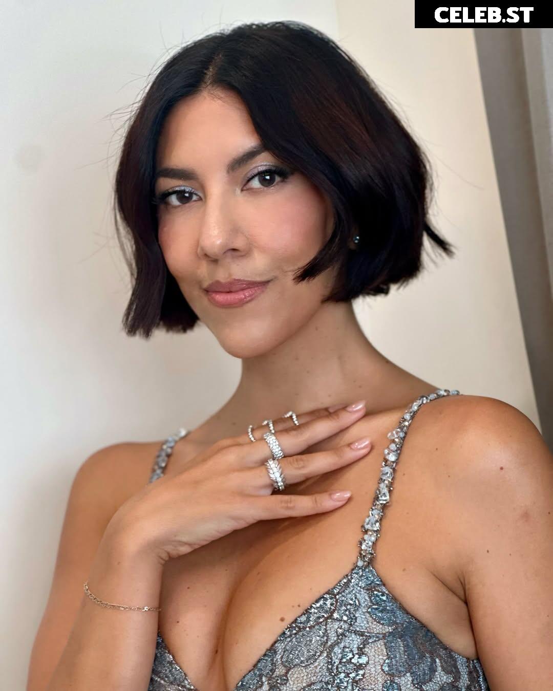 Stephanie Beatriz (Rosa Diaz from Brooklyn Nine-Nine) Image 10789822