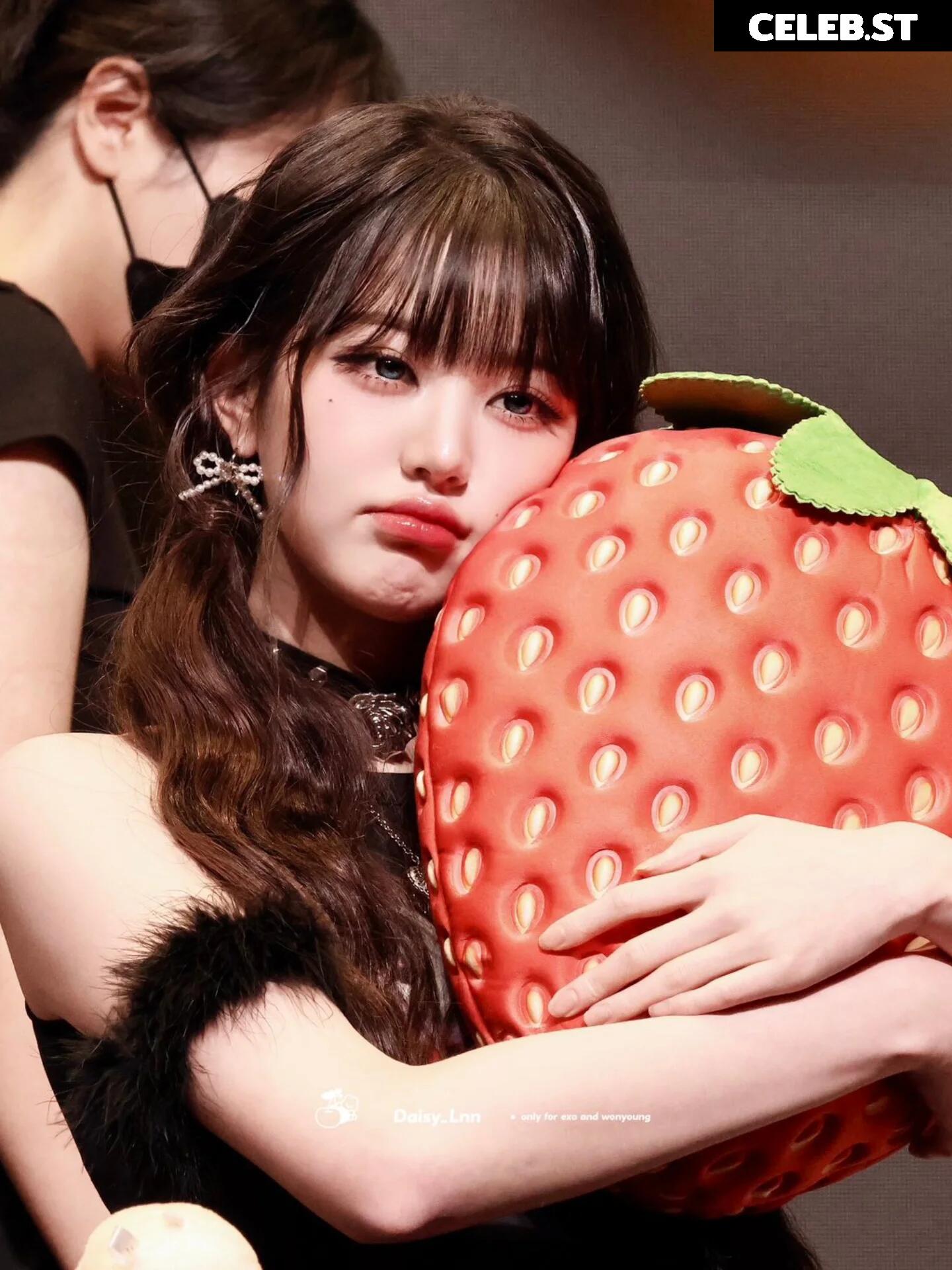 Jang Won-young / 장원영 WONYOUNG Image 10789532