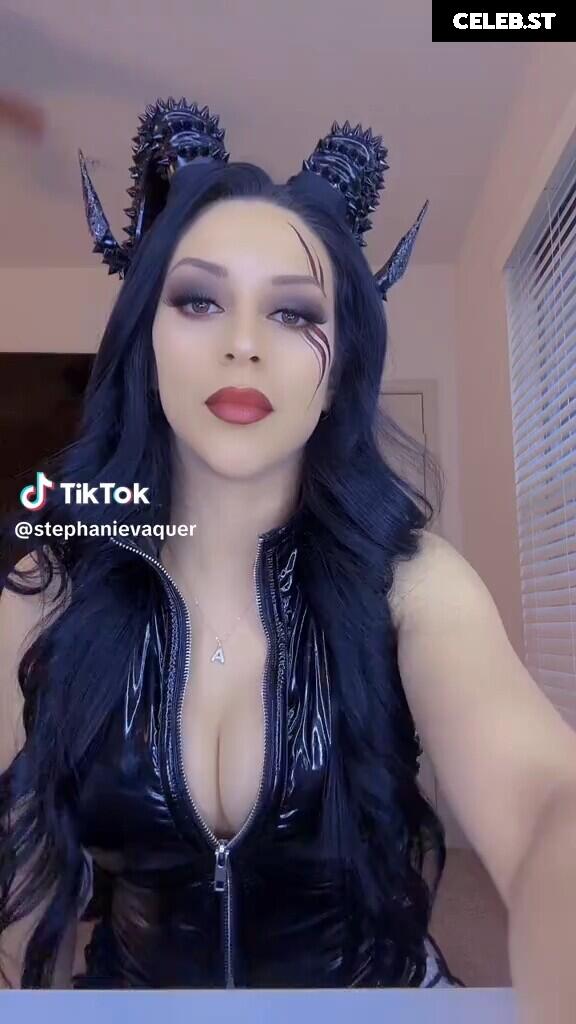 Stephanie vaquer Image 10789412