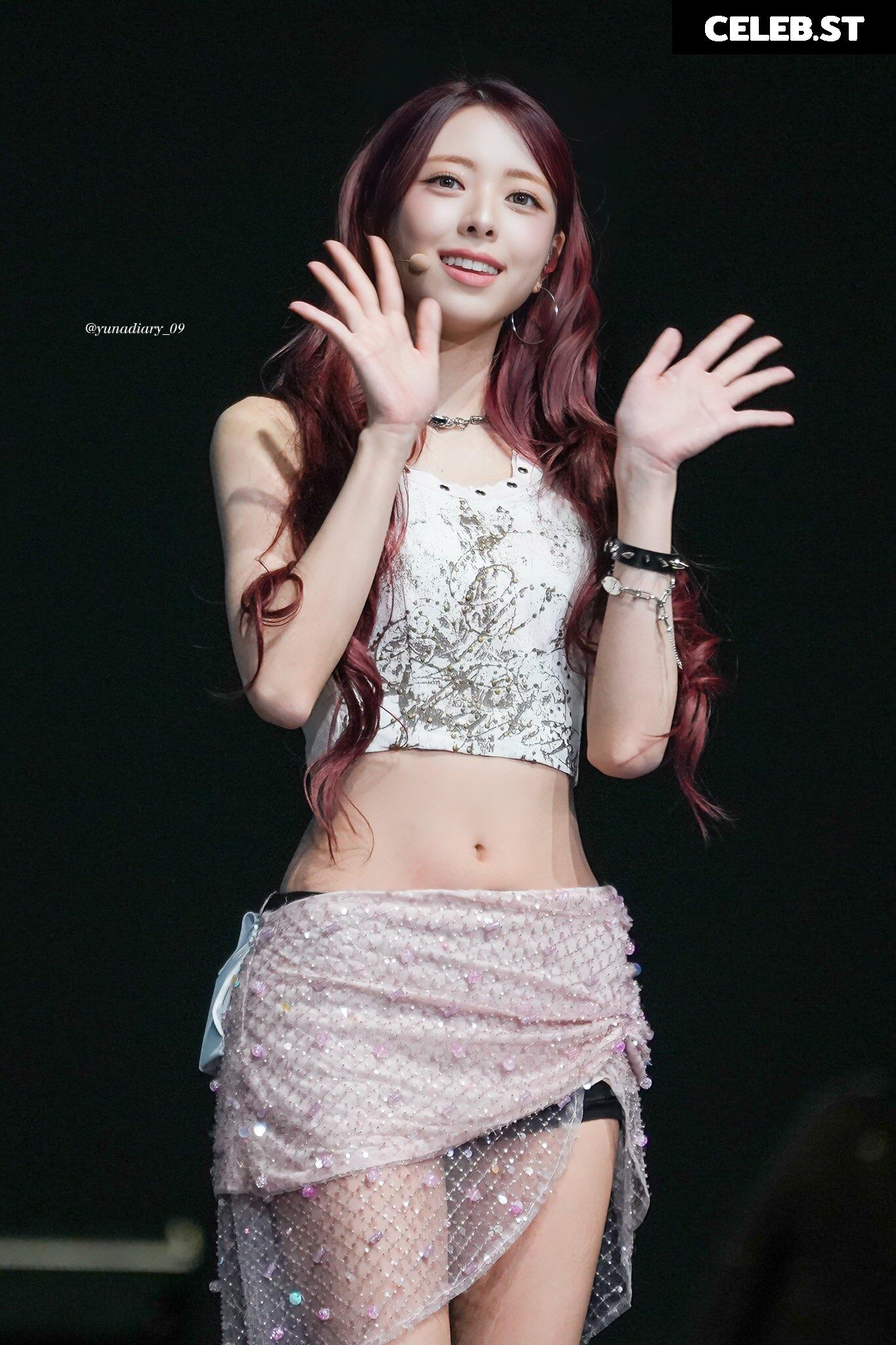 Yuna - ITZY (유나, Shin Yu Na) Image 10789692