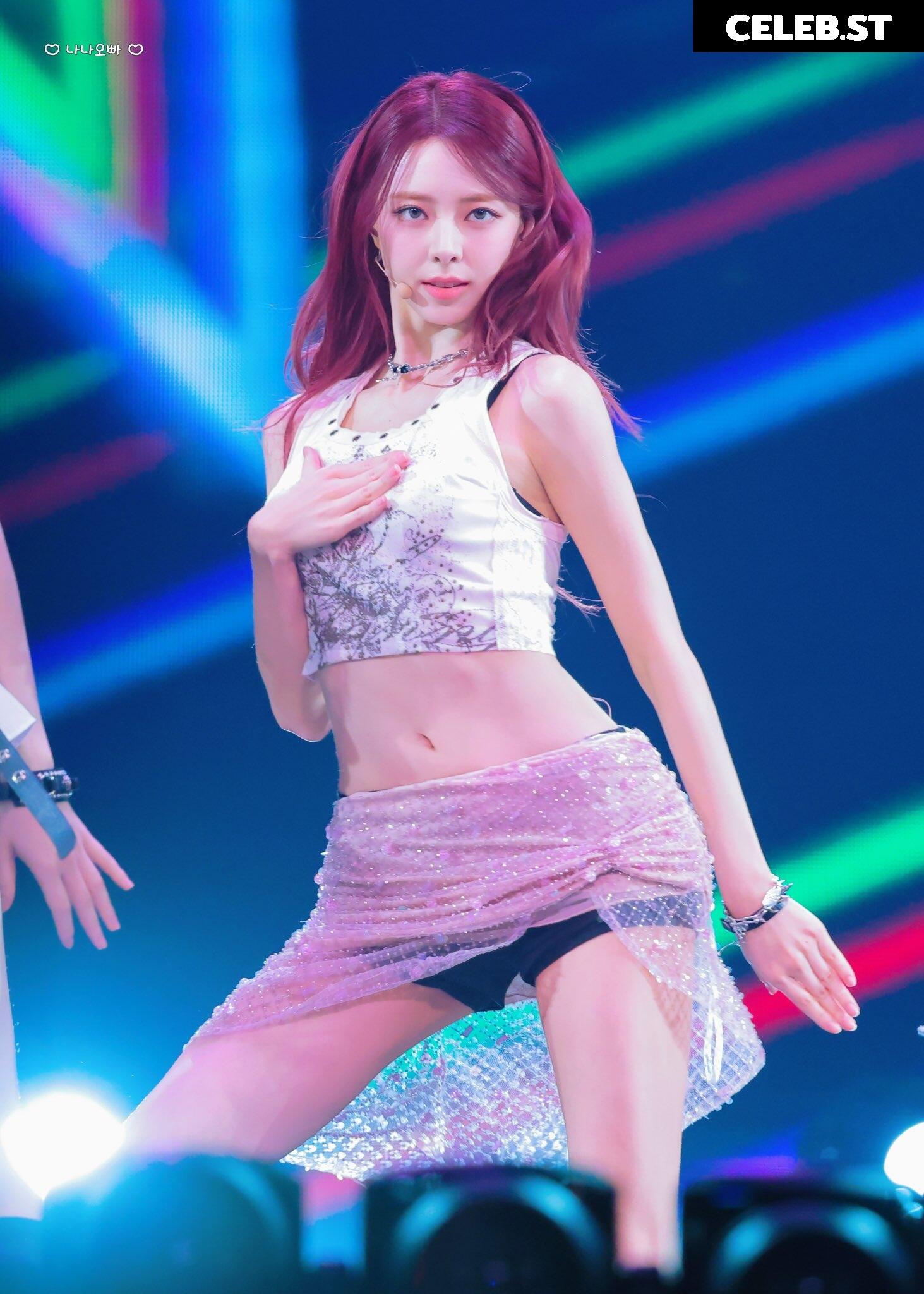 Yuna - ITZY (유나, Shin Yu Na) Image 10789691