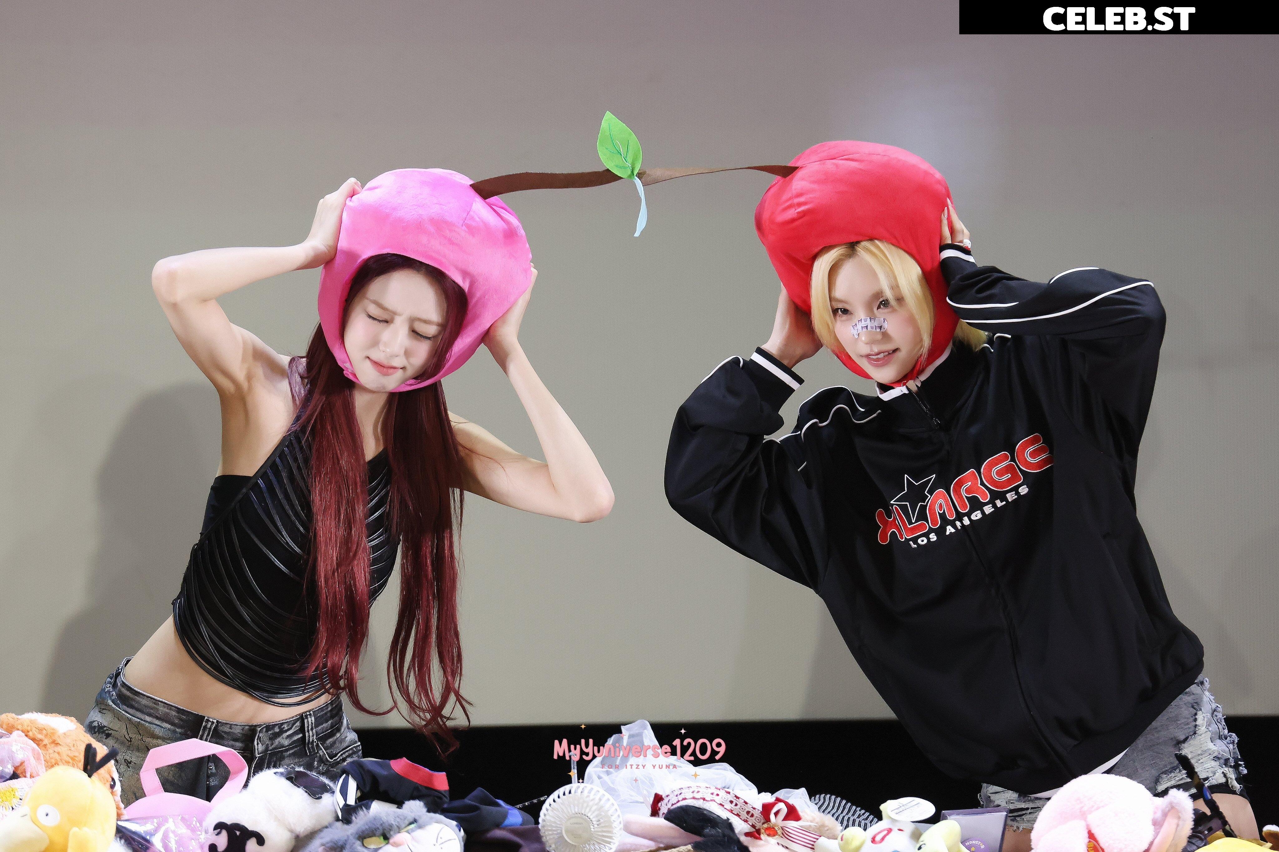 Yuna - ITZY (유나, Shin Yu Na) Image 10789688