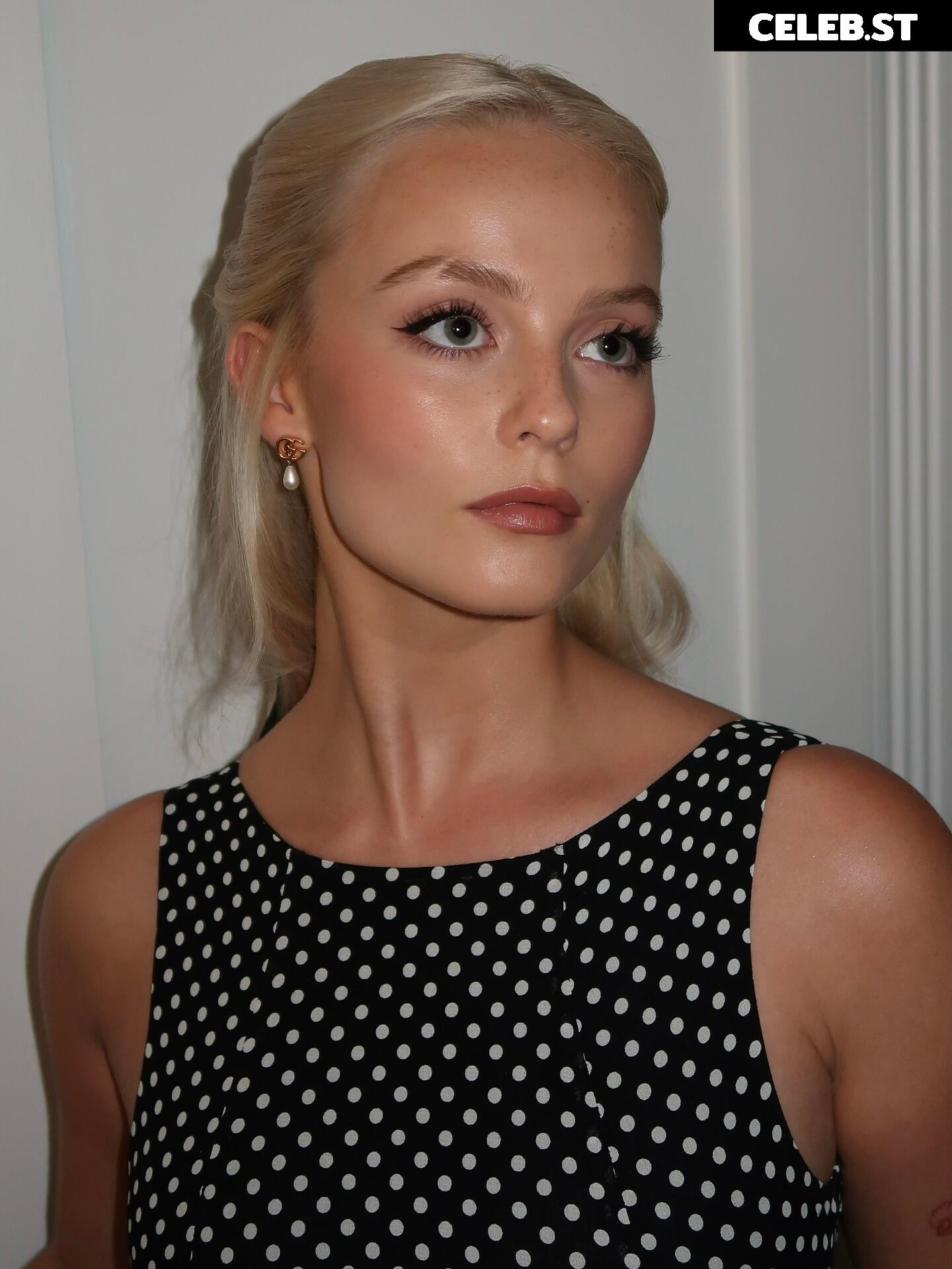 Amelia Eve Gibson | Millie Gibson Image 10789017