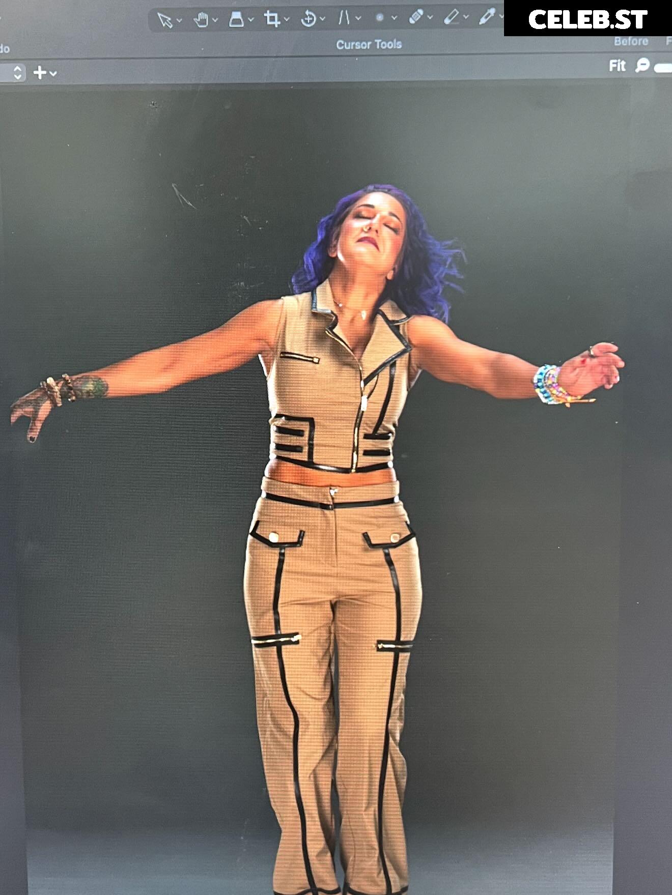WWE Bayley / Davina Rose / Pamela Rose Martinez Image 10789071