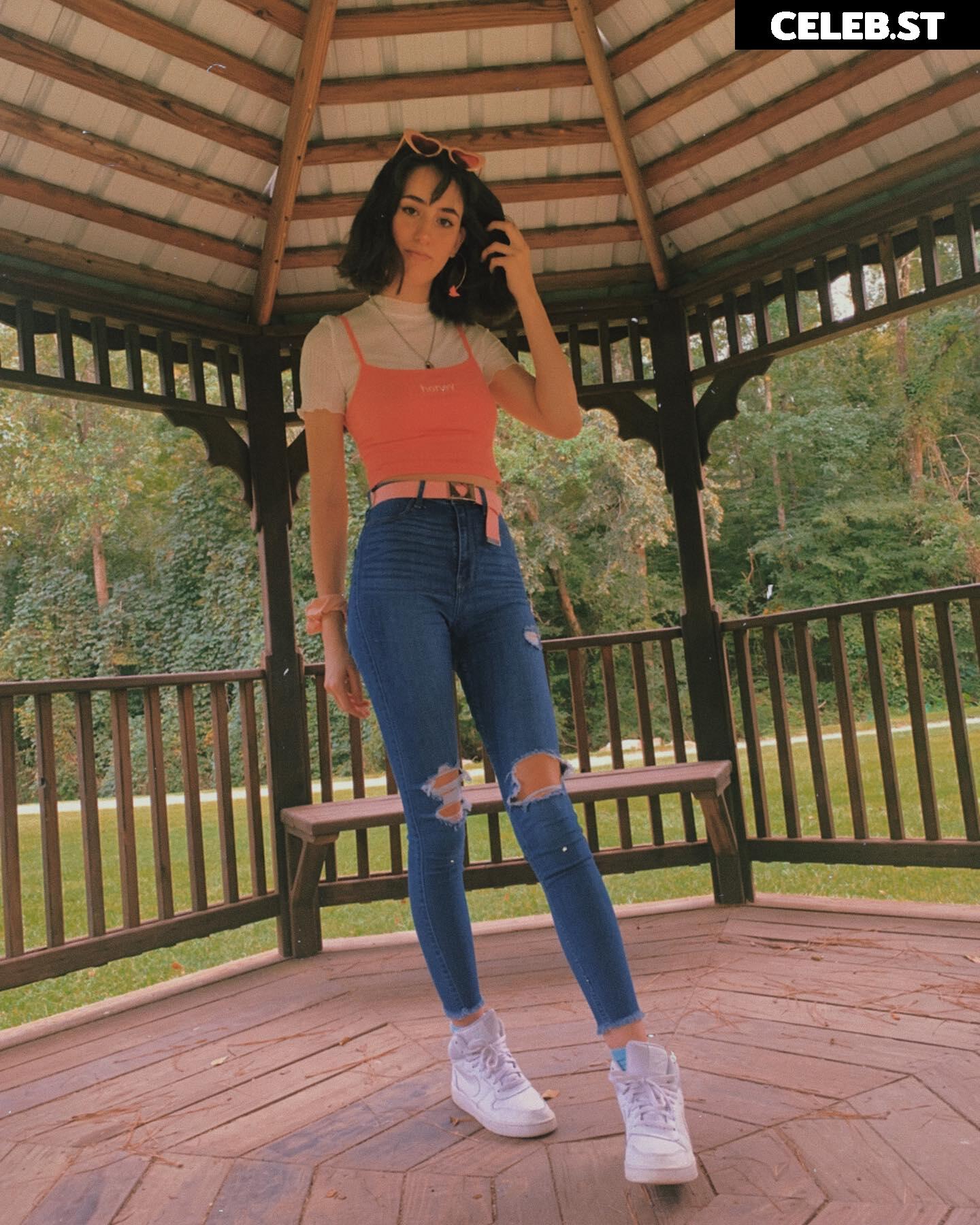 143joannagc Image 10658588