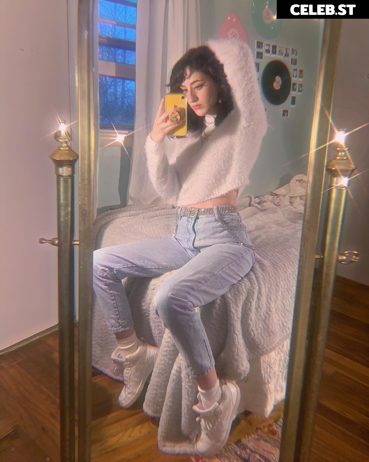 143joannagc Image 10658508