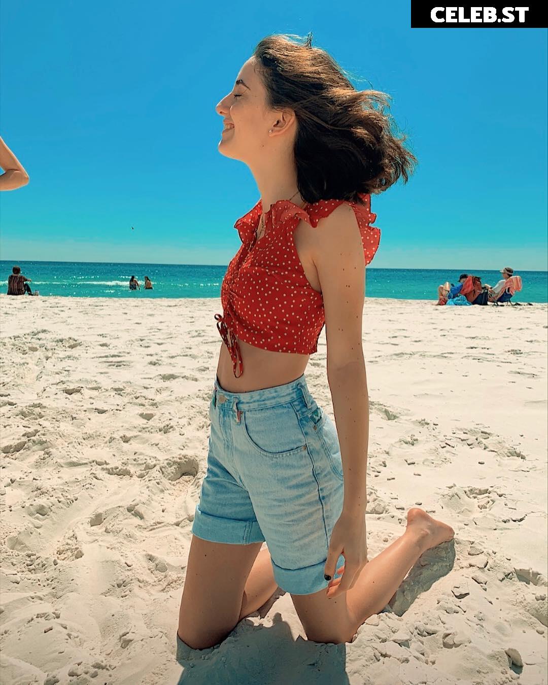 143joannagc Image 10658563