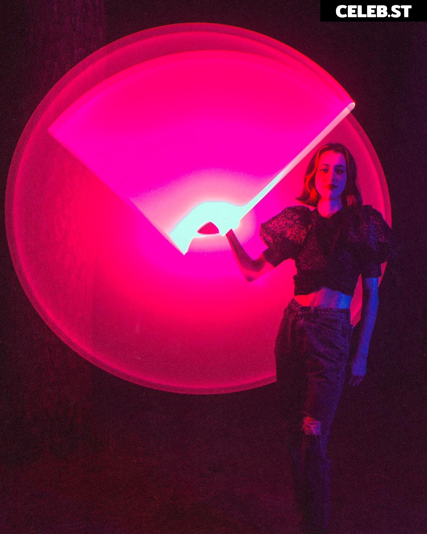 143joannagc Image 10658689