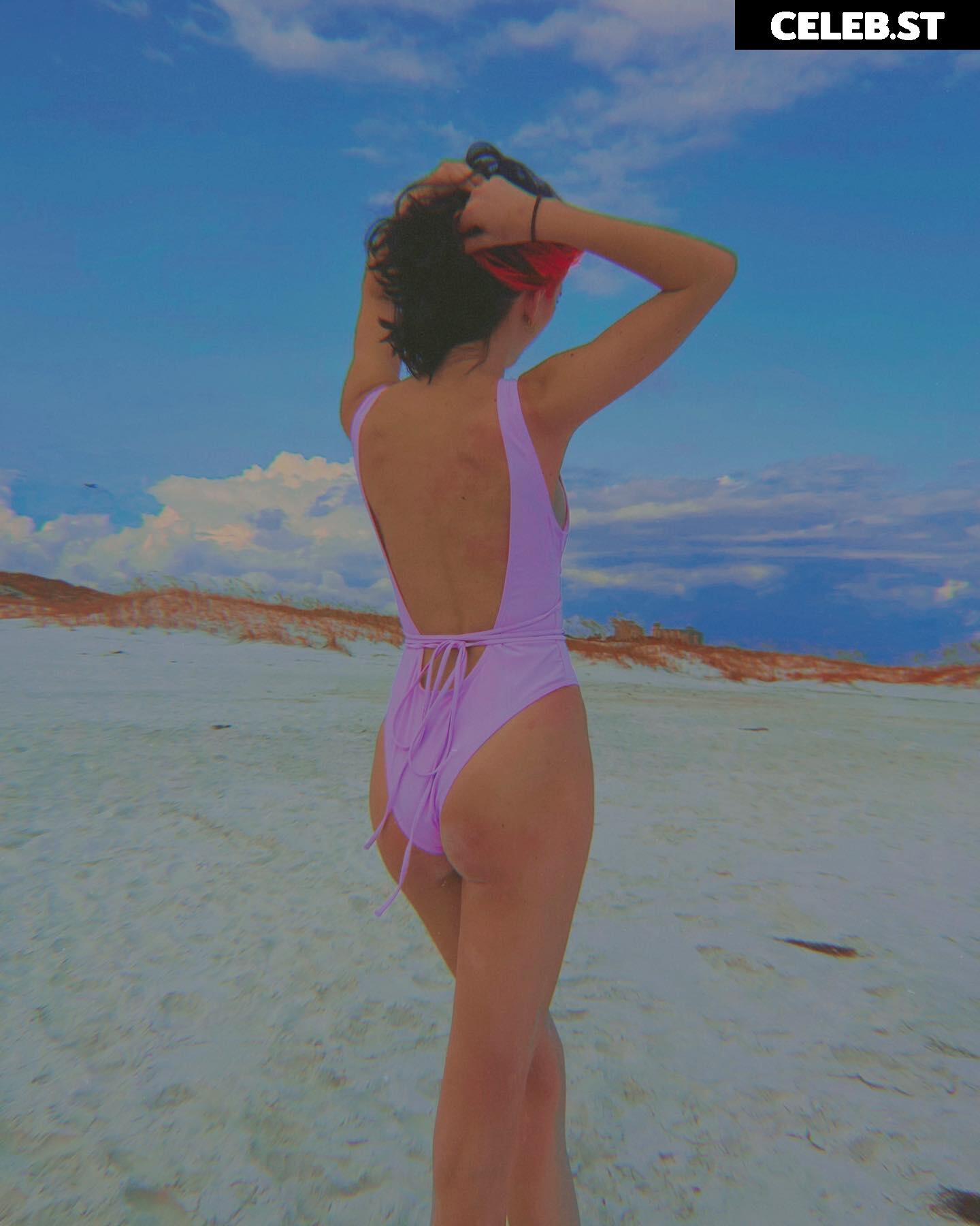 143joannagc Image 10658679