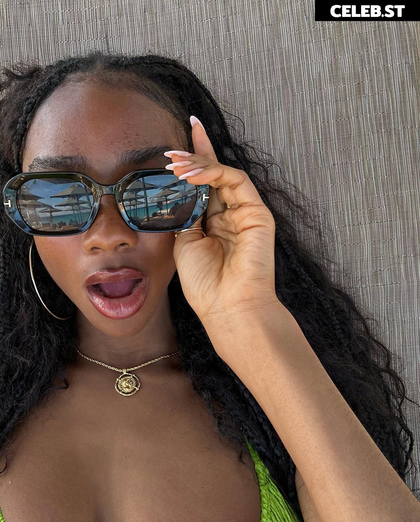 Webeecca / Blackgapprincess Image 10658397