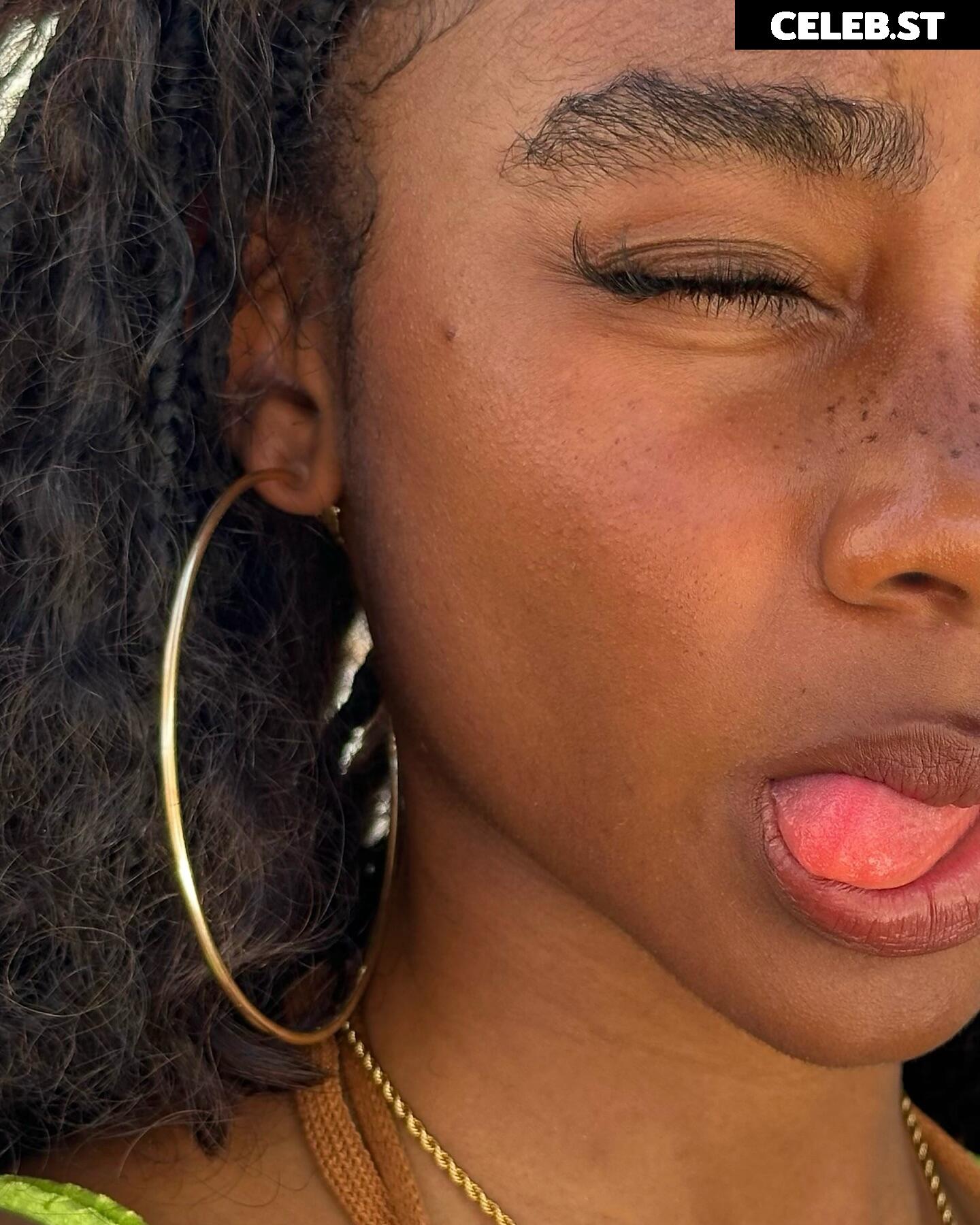 Webeecca / Blackgapprincess Image 10658395