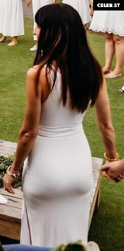 Carrie Gebb / Driftwood Maui Image 10656802