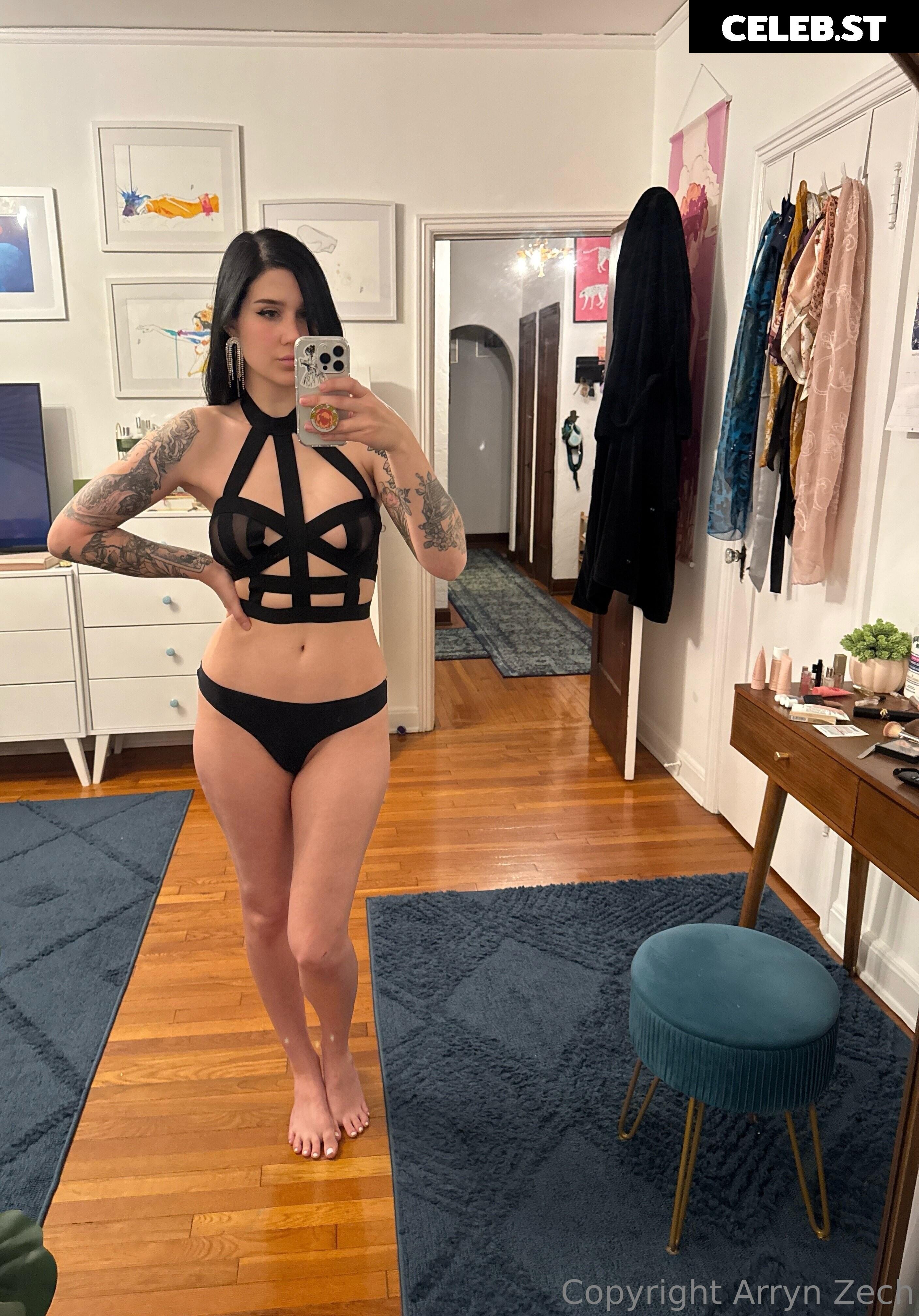 Arryn Zech Image 10650231