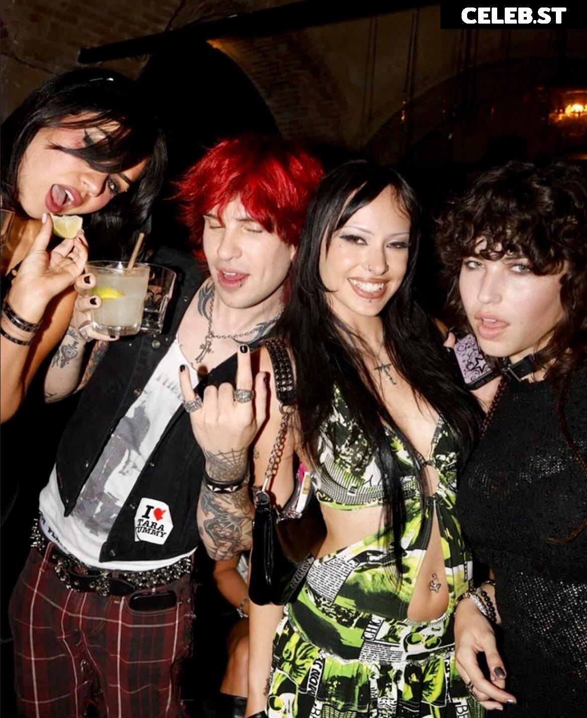 Tara yummy Image 10659405