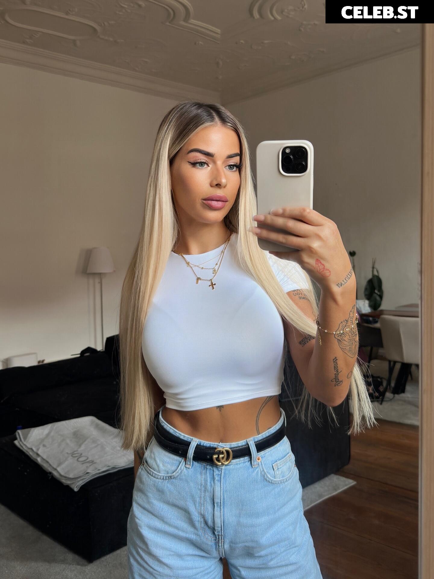 sophia_allin Image 10659443