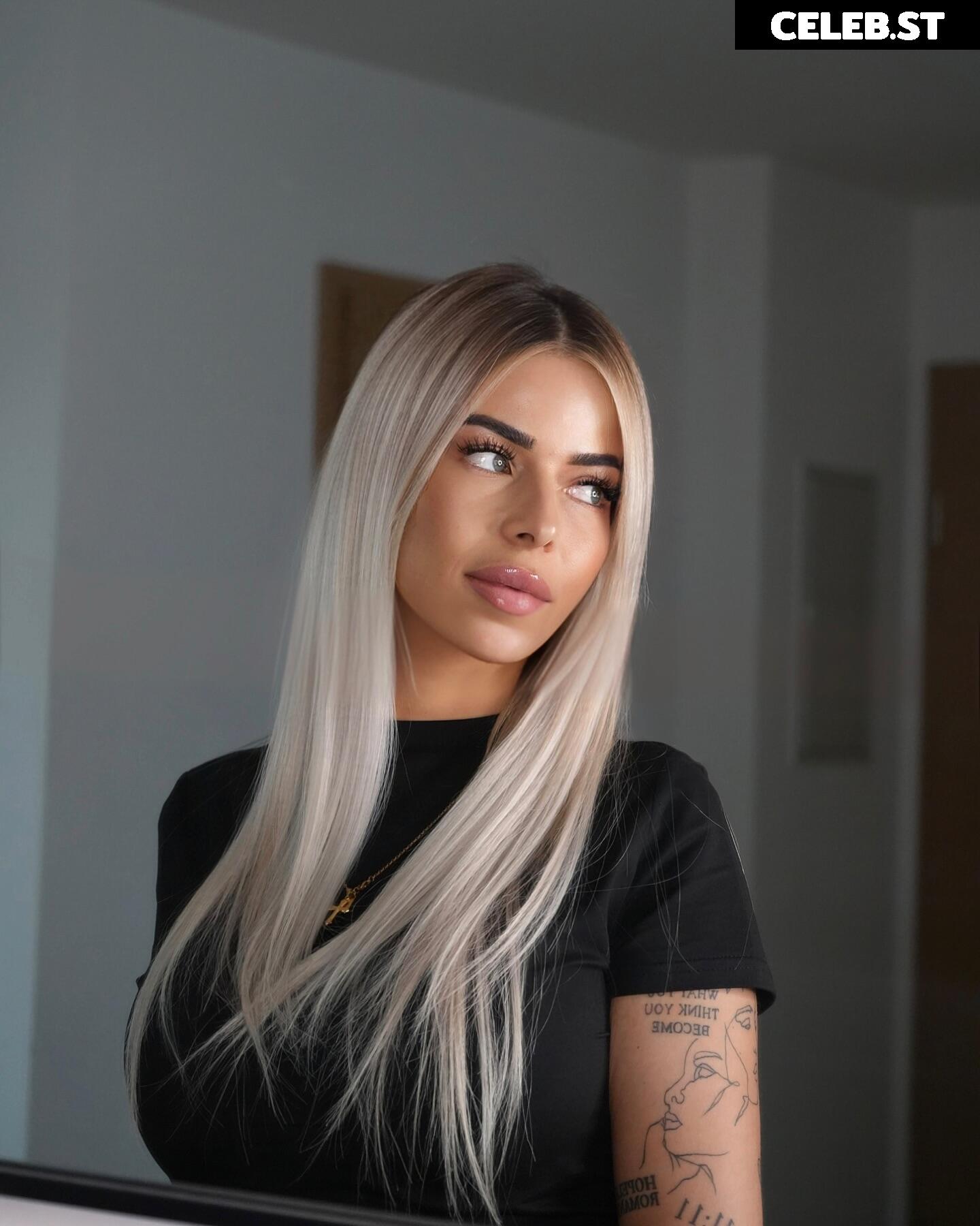 sophia_allin Image 10659444