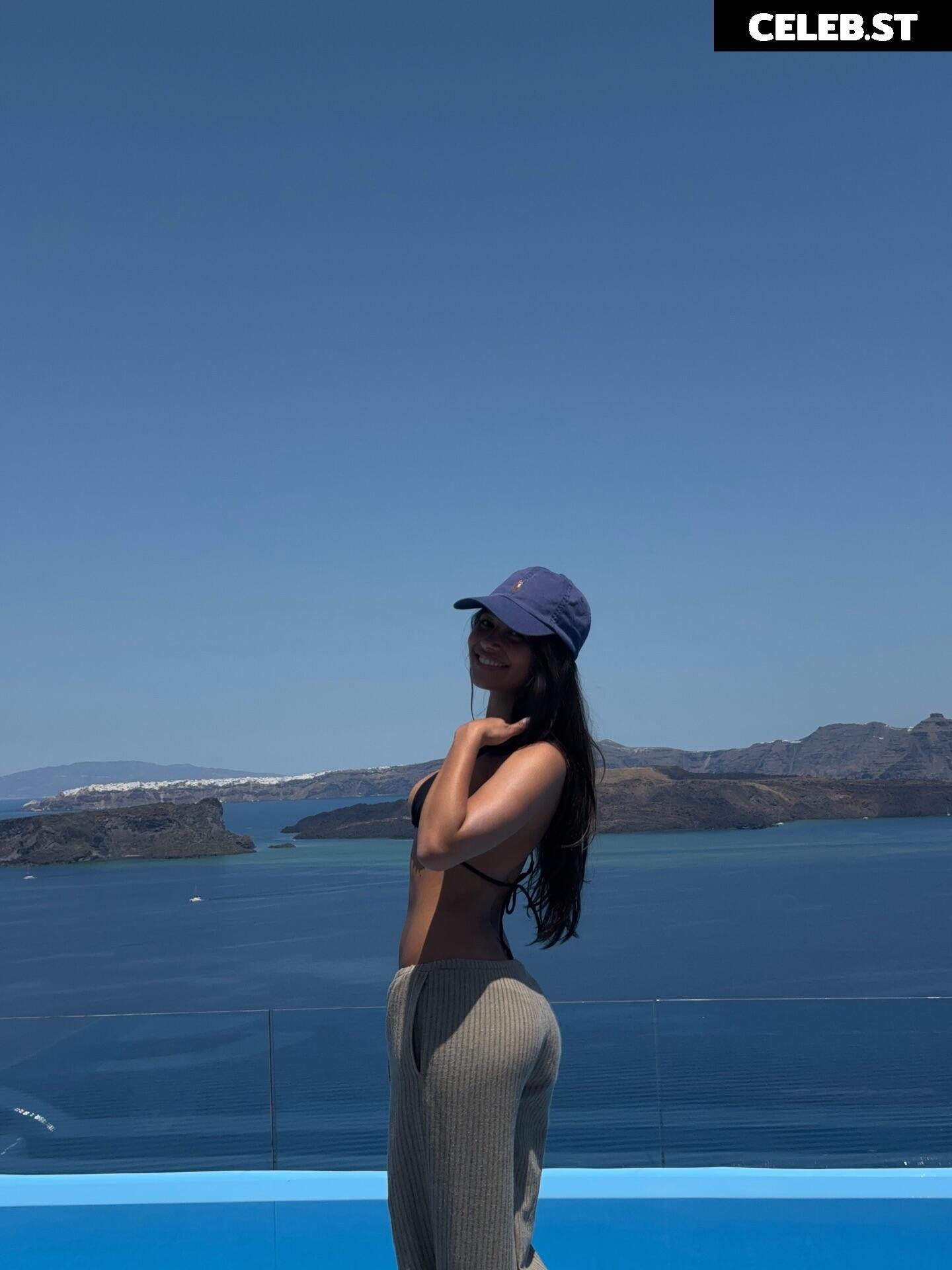 Fiona Barron Image 10659043