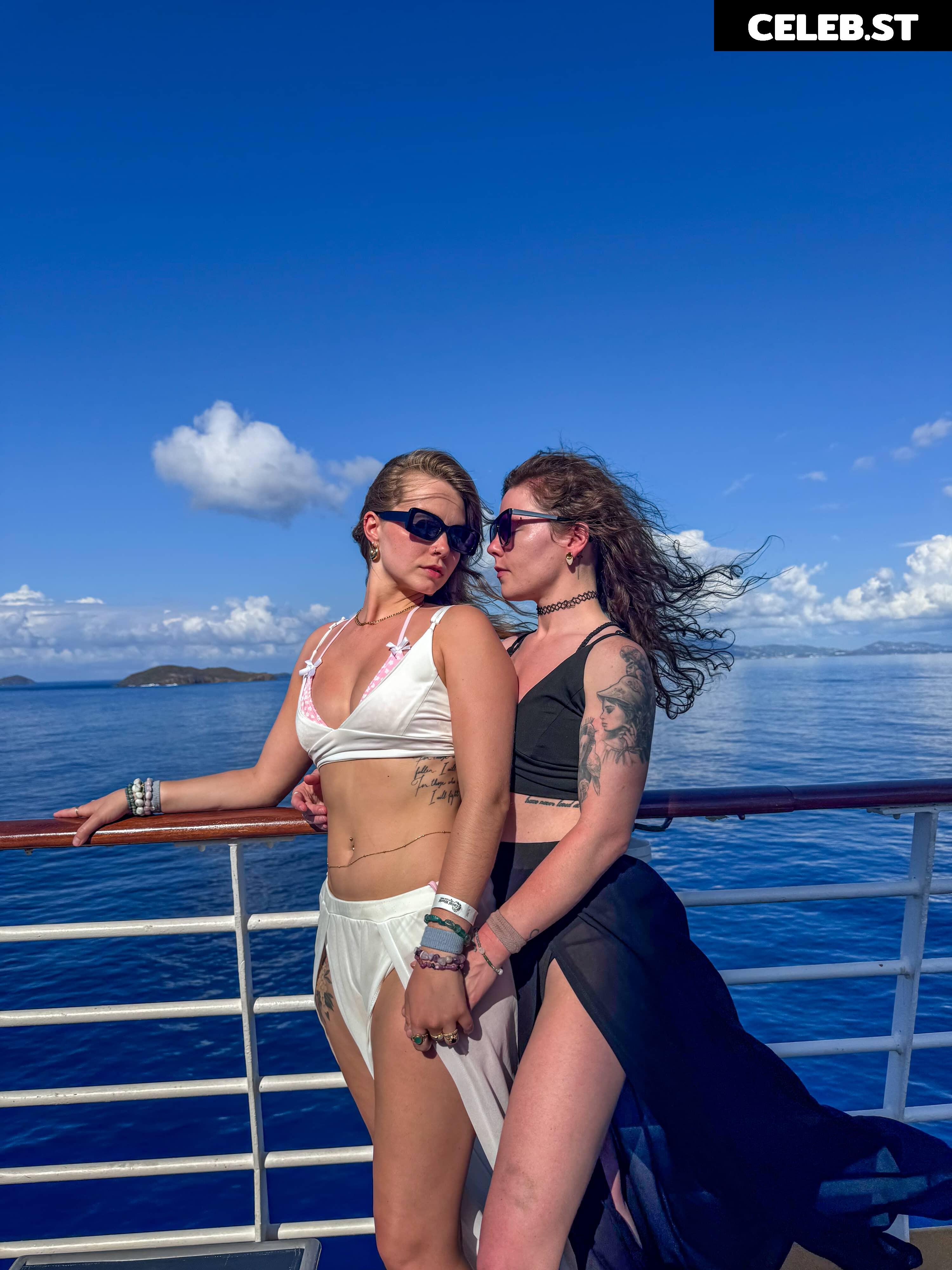 HaileeandKendra - Hailee Kendra Image 10664723