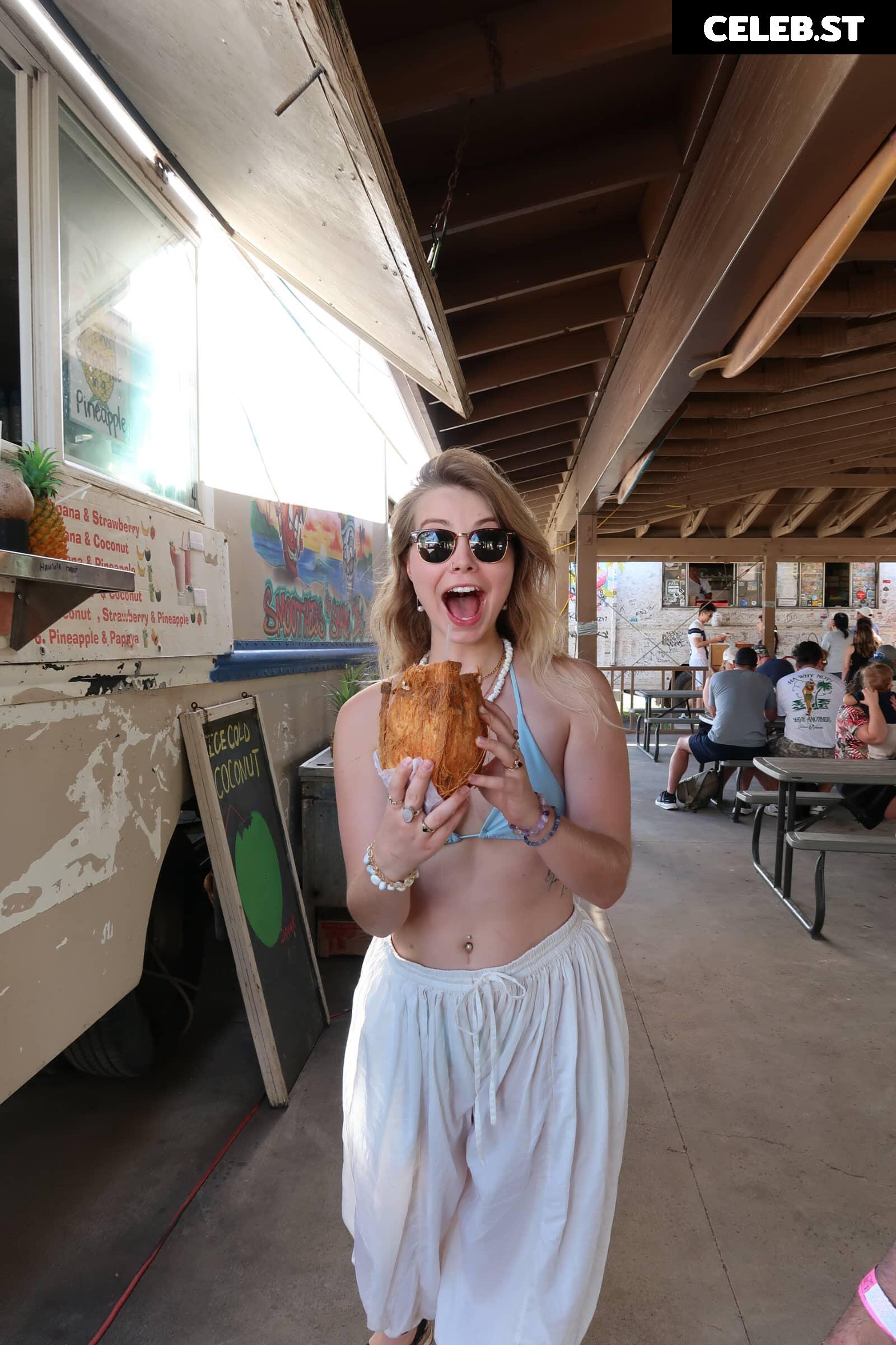 HaileeandKendra - Hailee Kendra Image 10664722