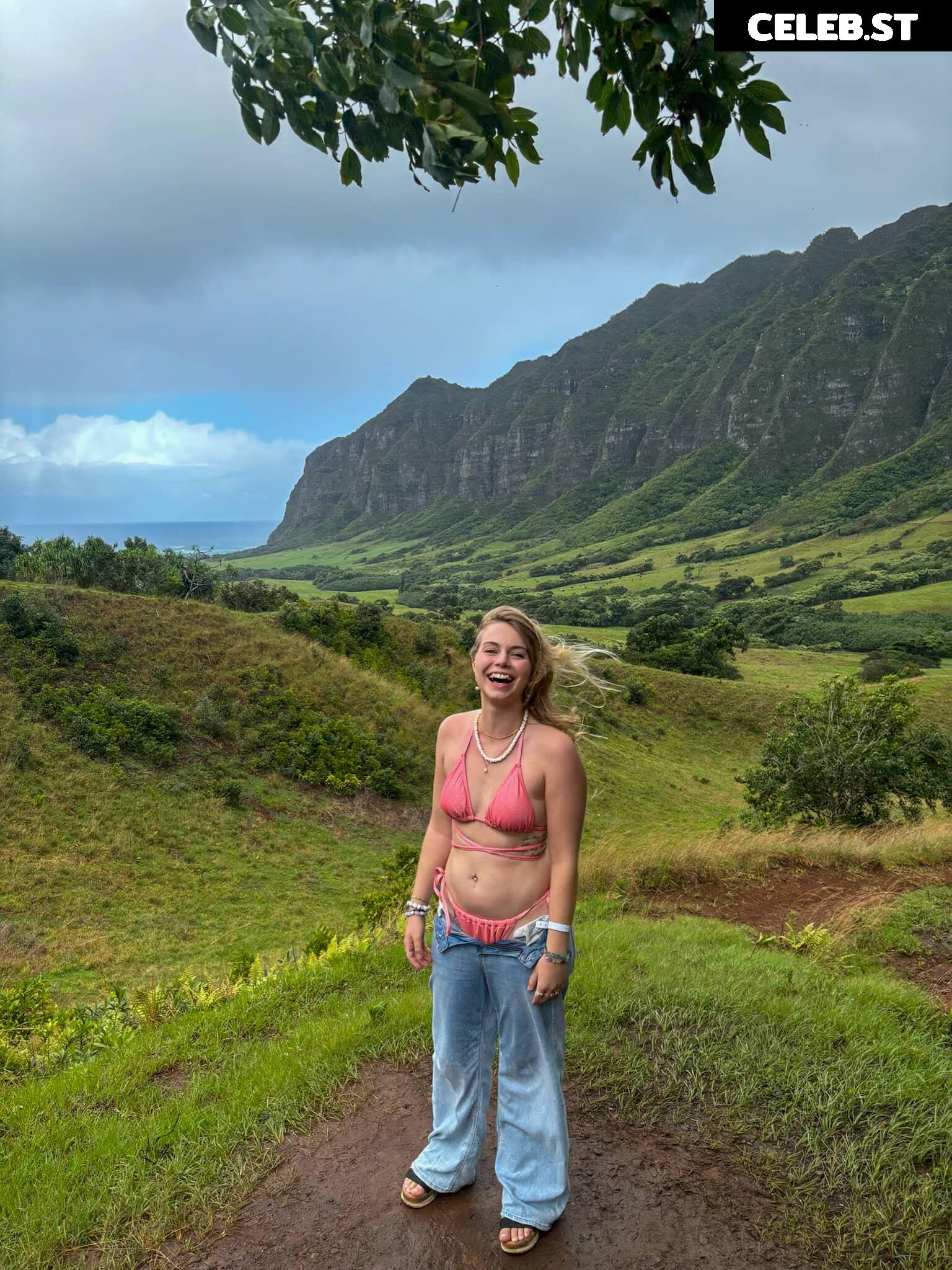 HaileeandKendra - Hailee Kendra Image 10664730