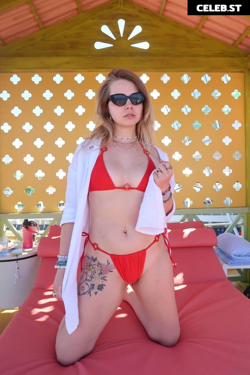 HaileeandKendra - Hailee Kendra Image 10664750