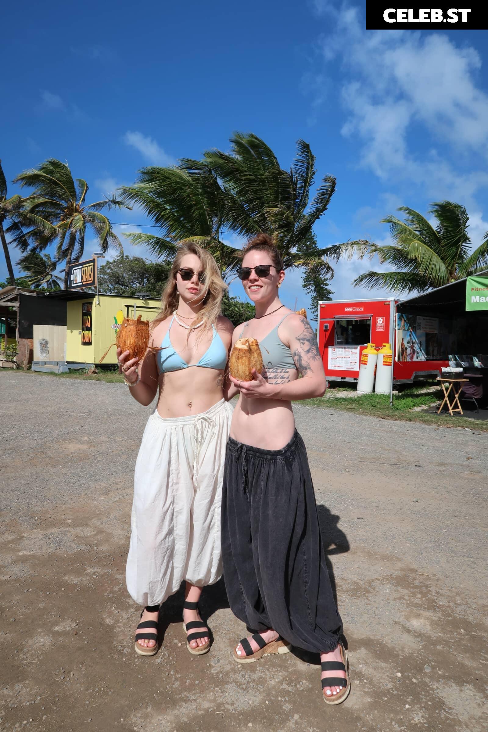 HaileeandKendra - Hailee Kendra Image 10664744