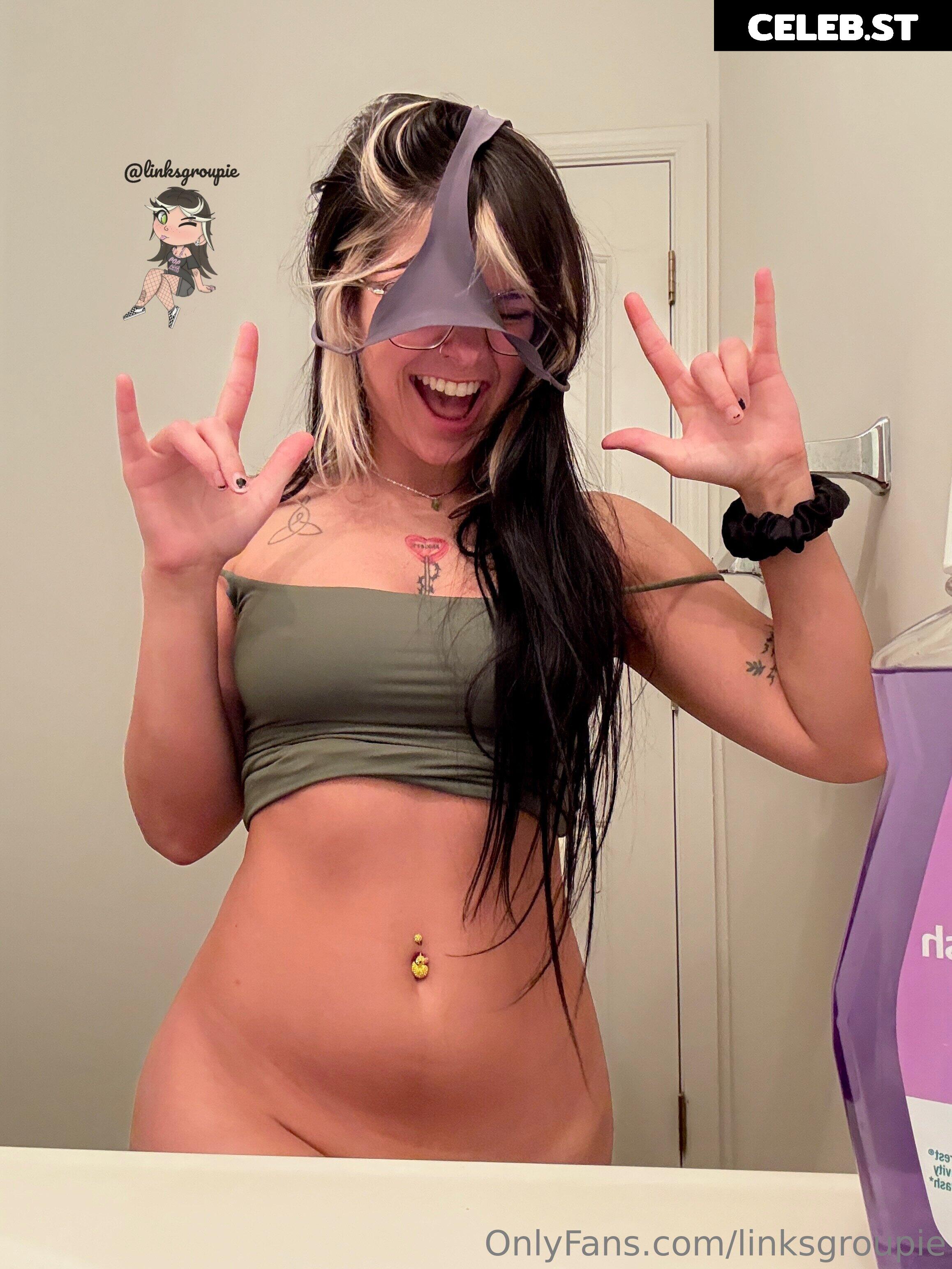 Linksgroupie (Mariah Crooke) Image 10664377