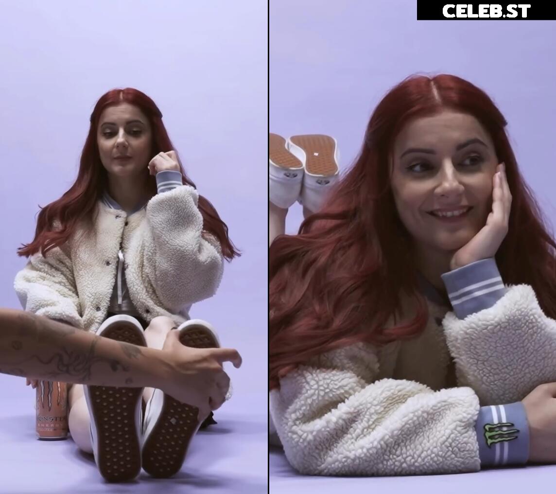 Anniefuchsia Image 10666468