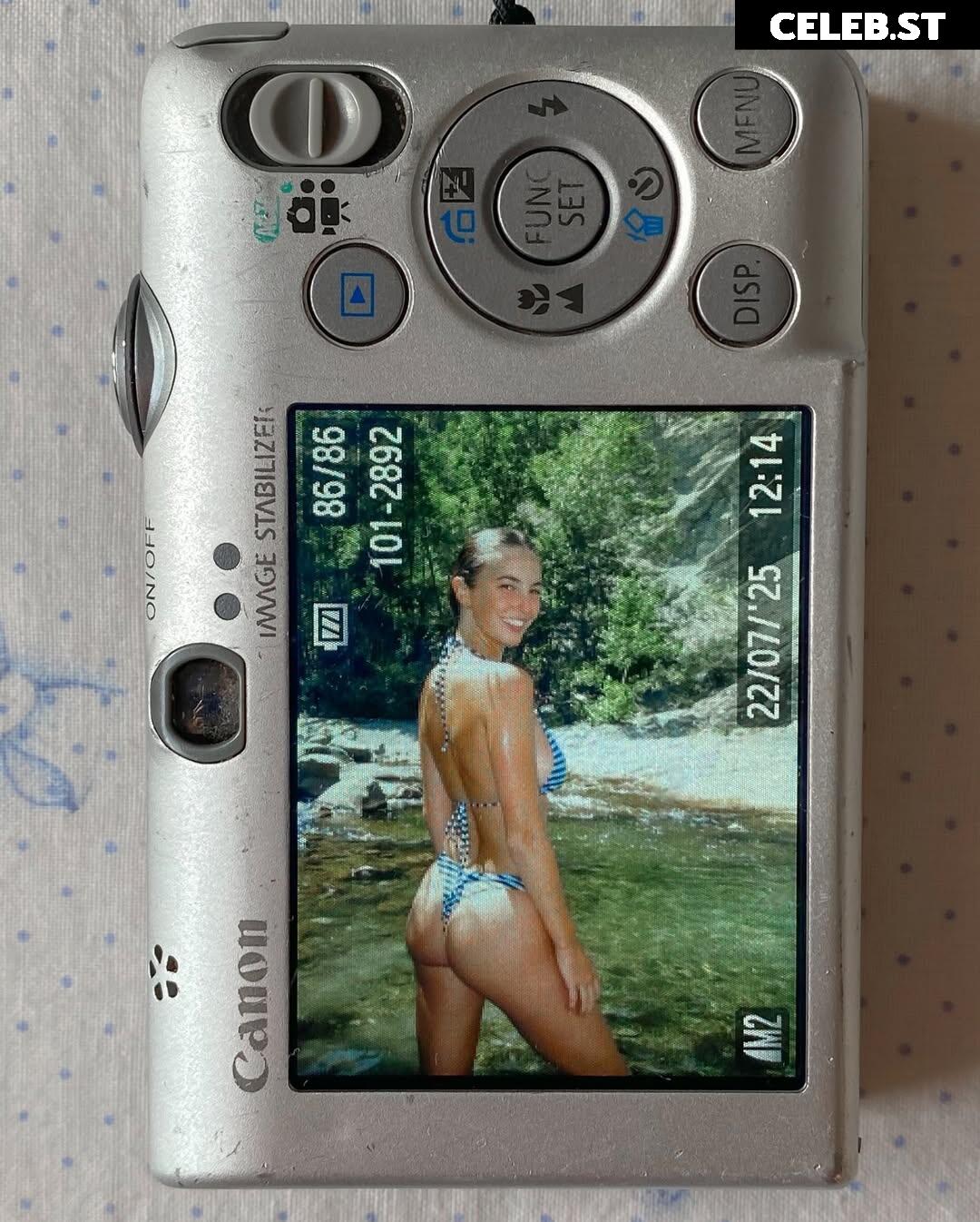 Amelie Manzoli (@Am.e.lie) Image 10661500