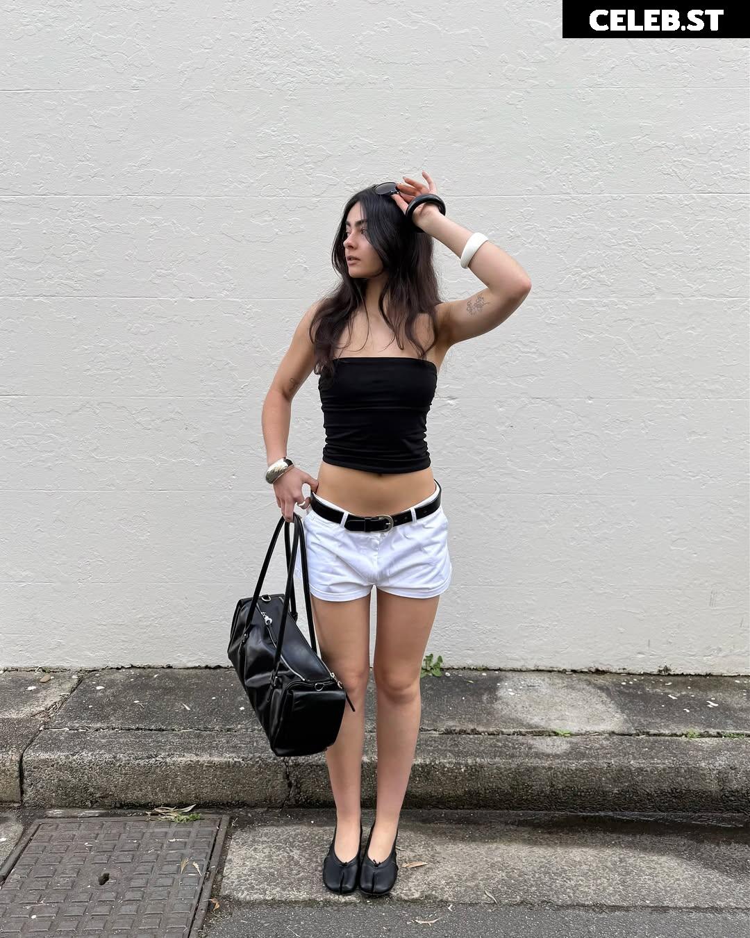 Inas Elashiry / inaselashiry Image 10660491