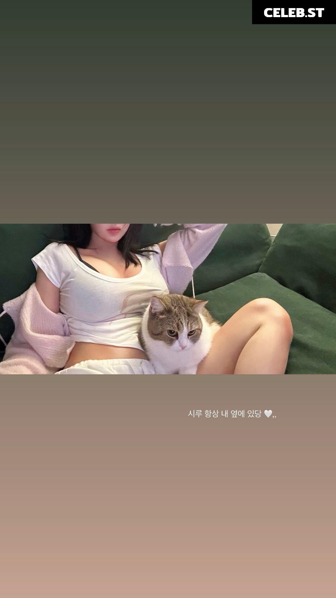 xouuuus / YUYU 유유 Image 10660755