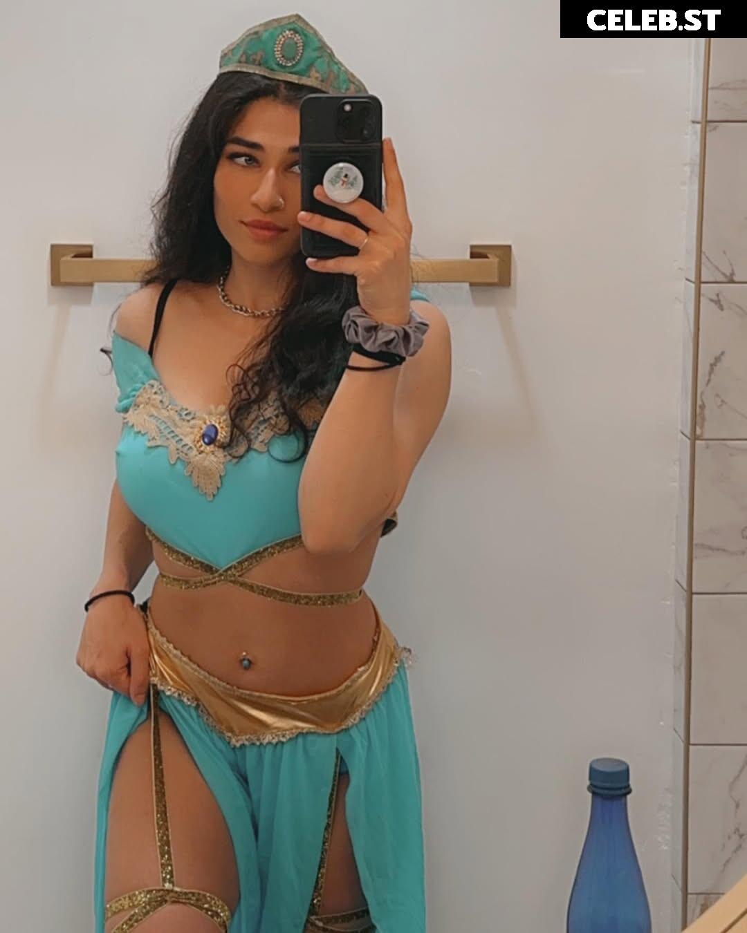 Naila Iqbal / alienalianz / NylaWHO / NylaWHO1 Image 10660667