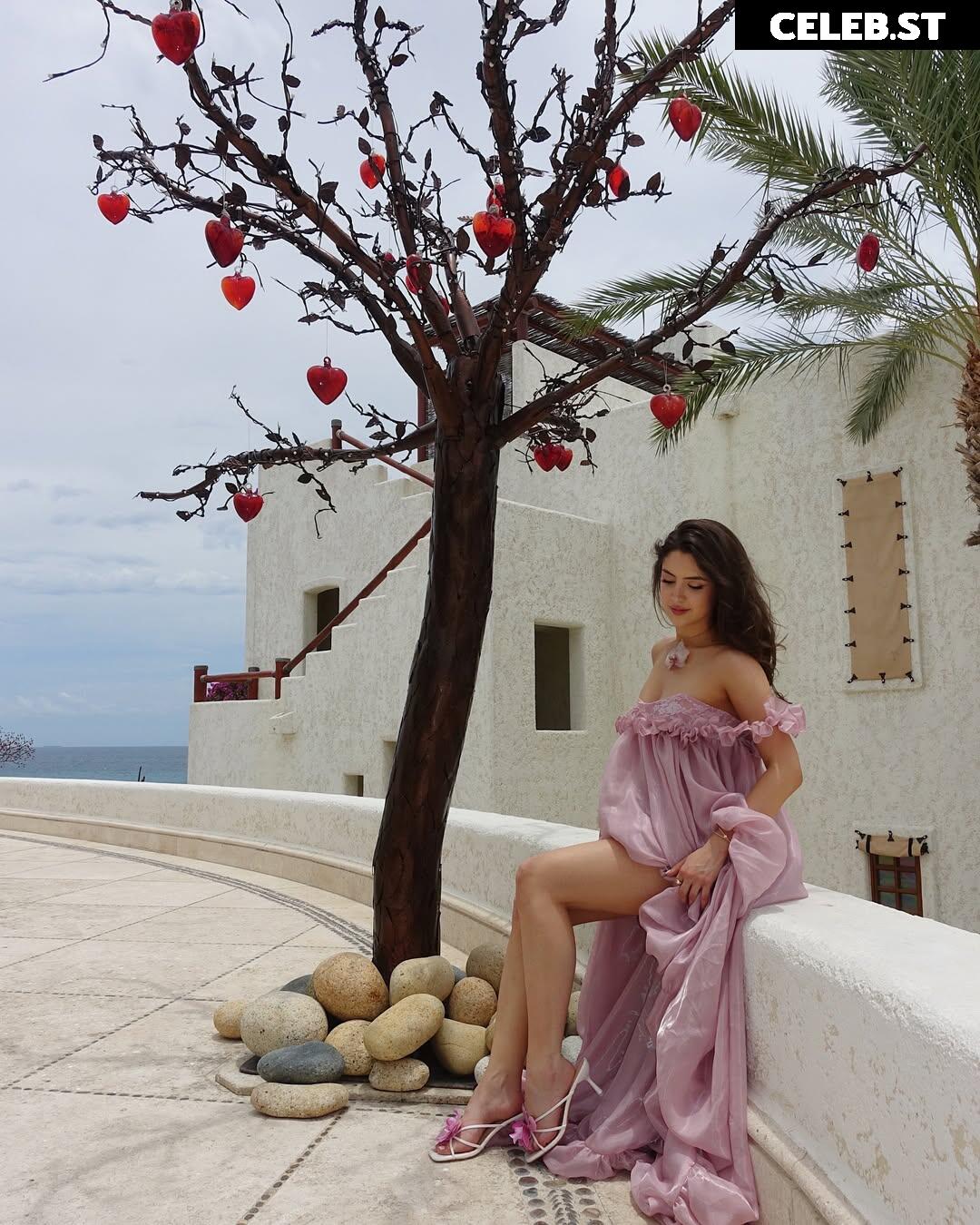 Sophie Silva │ notsophiesilva │ _sophiesilva_ Image 10663596